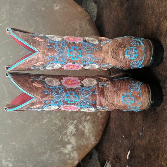 MACIE BEAN Rose Garden distressed leather floral embroidered cowgirl boots sz 8 - Picture 7 of 16